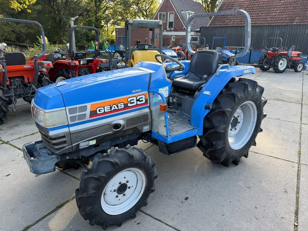 Iseki Geas 33