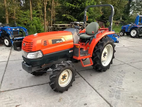 Kubota KL250