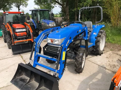 Iseki Geas 23 met voorlader
