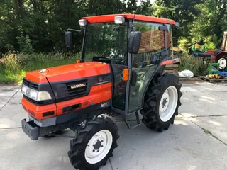Kubota GL261 met cabine